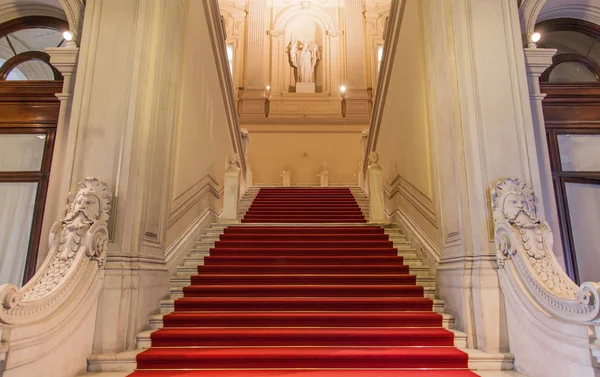 Entrée Élégante Dans Vieux Palais Italien — Photo