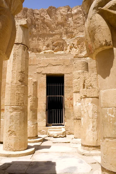 Зображення Храму Королеви Хатшепсут Єгипет — стокове фото