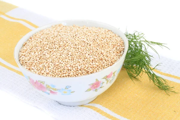 Close Schaal Van Rauwe Quinoa Graan Takje Dille — Stockfoto