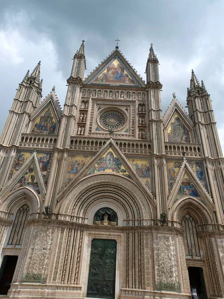 Orvieto Duomo Homlokzata Nyugat Előtt Gótikus Homlokzat Orvieto Katedrális Tervezte — Stock Fotó