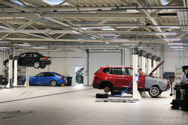 Bil Reparation Stora Och Rena Garage — Stockfoto