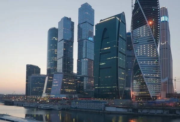 Torens Van Het Zakencentrum Van Moskou Avond Bij Zonsondergang — Stockfoto