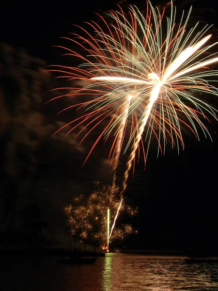 Fyrverkerier Vid Kajen Vid Sjön Fahr Hremagog Magog Provinsen Quebec — Stockfoto