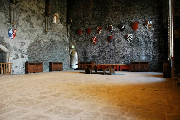 Interior Del Castillo Caerphilly Imagen Enmarcada Horizontalmente — Foto de Stock