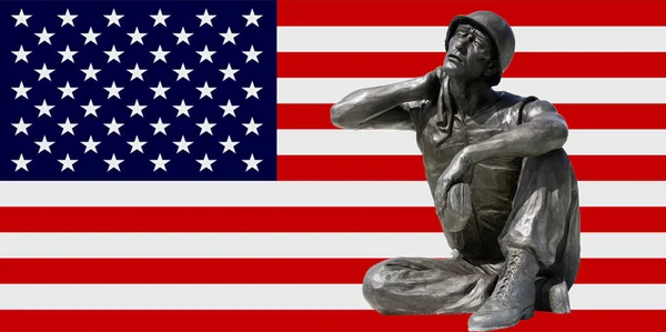 Hadsereg Katona Scupture Mint Amerikai Zászló Háttér — Stock Fotó