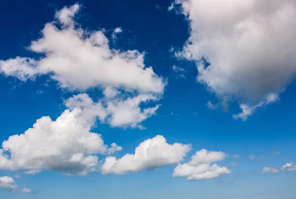 Dramatická Obloha Dynamickým Cloud Uspořádání Zatažené Počasí Pozadí — Stock fotografie