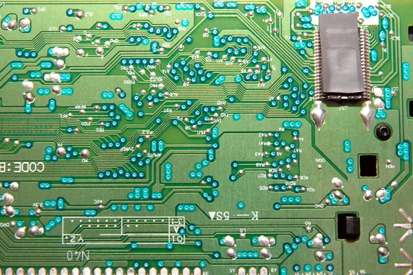 Primer Plano Una Placa Circuito Impreso Verde Azul — Foto de Stock