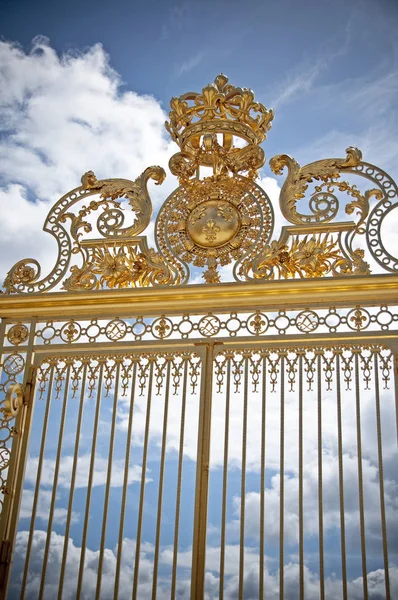 Versailles Kraliyet Kapılarından Birinin Bir Detayı — Stok fotoğraf