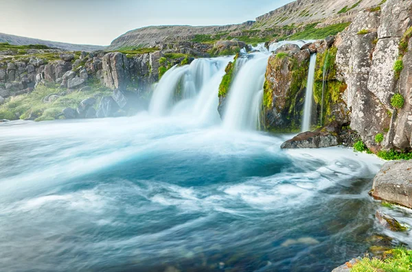 Dynjandi Cascada Más Famosa Los Fiordos Occidentales Una Las Cascadas —  Fotos de Stock