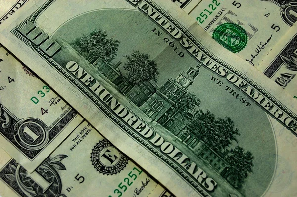Une Note Dollars Main Contient Changé Mot Dans Première Phrase — Photo
