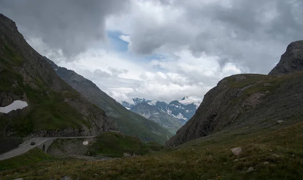 Hora Alp Evropě Letní Dovolenou Dramatická Obloha — Stock fotografie