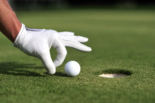 Homem Jogando Golfe Grama Verde — Fotografia de Stock