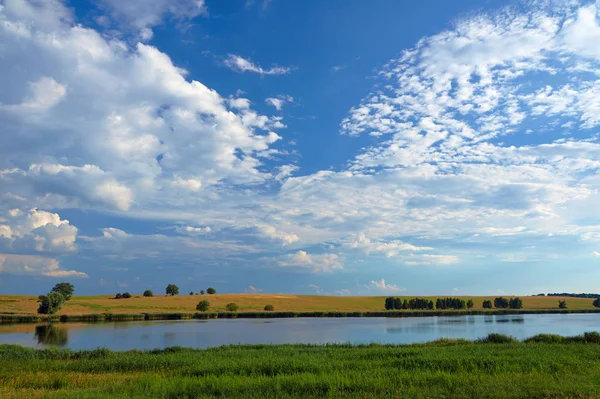 Landsbygdens Landskap Med Sjö Polen — Stockfoto