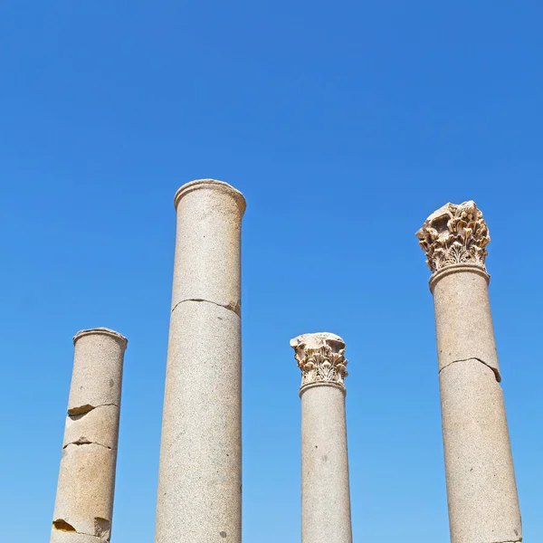 Efes Sütun Tapınağı Tiyatrosu Antalya Türkiye Asya Gökyüzünün Kalıntıları — Stok fotoğraf