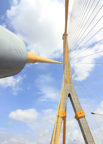 巨型吊索桥 在泰国曼谷拉玛 — 图库照片