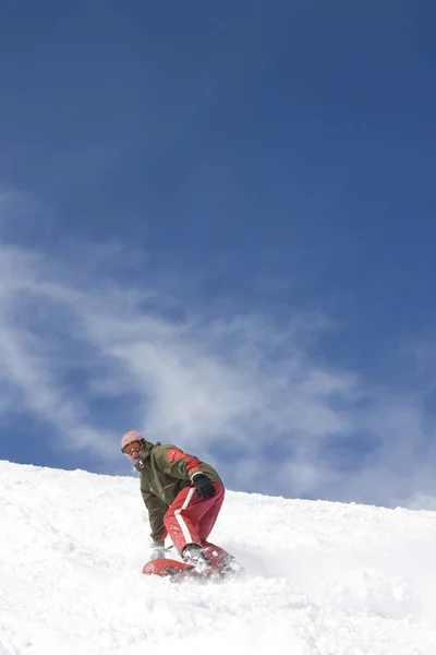 Jonge Man Actie Tijdens Extreme Snowboarden — Stockfoto