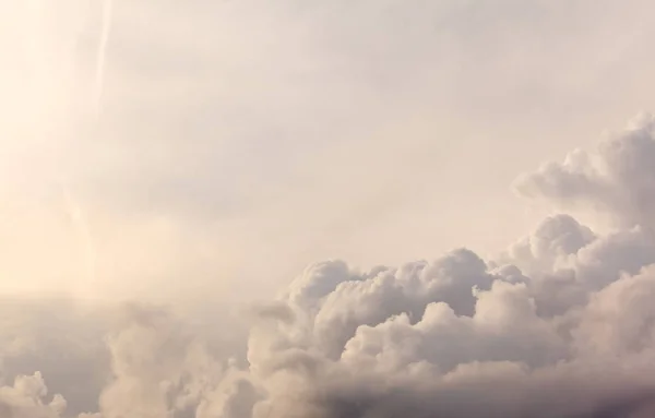 Bulutlu Gökyüzü Soyut Duvar Kağıdı — Stok fotoğraf