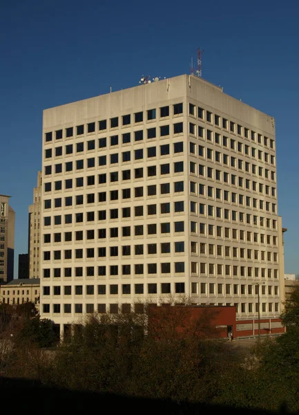 Edificio Oficinas Cuadrado Alto — Foto de Stock