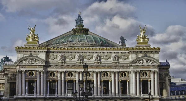 Опера Мбаппе Париже Франция — стоковое фото