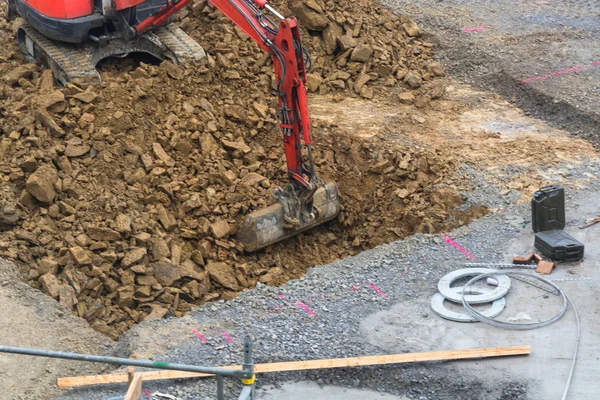 Mini Escavadeira Com Trabalhos Escavação Para Uma Nova Casa Construção — Fotografia de Stock