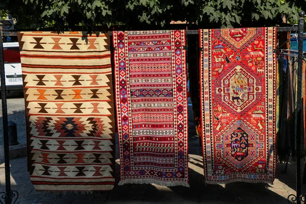Alter Handgefertigter Teppich Und Teppiche Traditioneller Art — Stockfoto