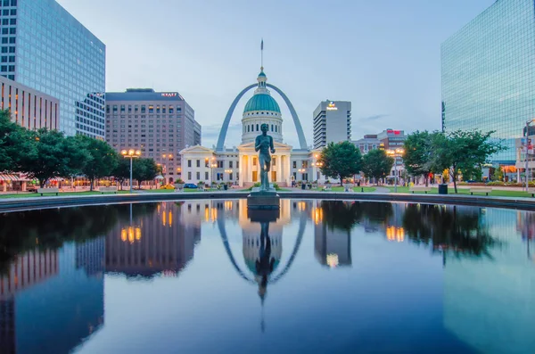 Louis Edifici Skyline Del Centro Notte — Foto Stock