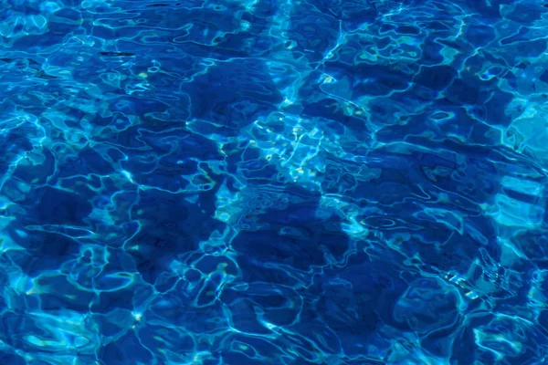 Синій Абстрактний Фон Хвилястої Поверхні Води — стокове фото