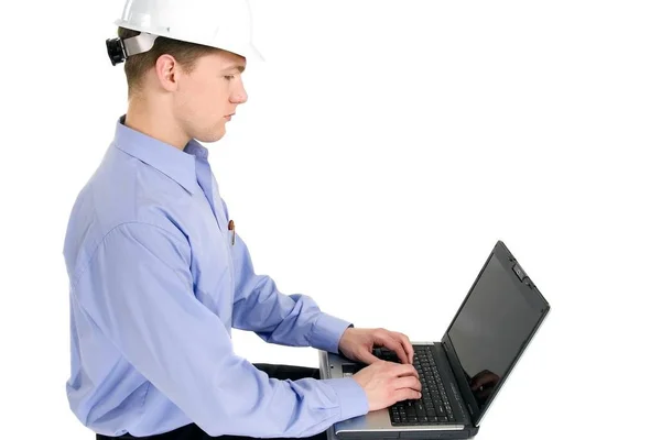 Joven Trabajador Construcción Sentado Una Computadora Portátil — Foto de Stock