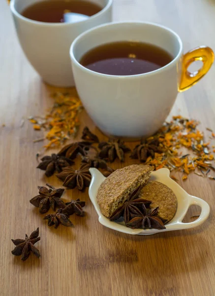 Canela Seca Galletas Veganas Anís Sobre Fondo Madera — Foto de Stock