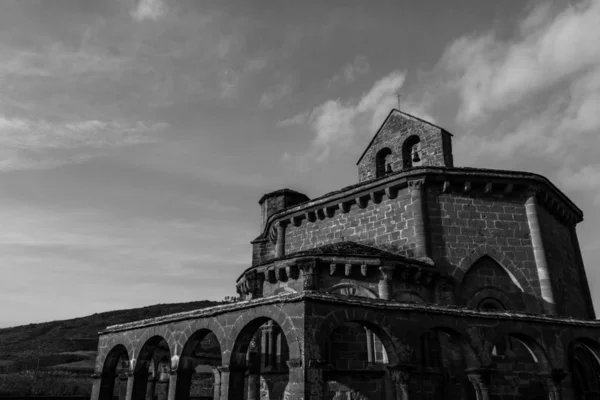 Століття Романська Церква Розташована Півночі Іспанії Яких Походження Залишається Суперечливим — стокове фото