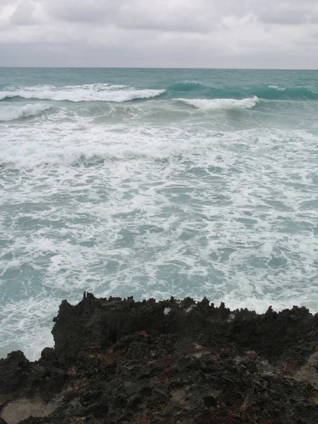 Μπλε Τροπική Θέα Στον Ωκεανό — Φωτογραφία Αρχείου
