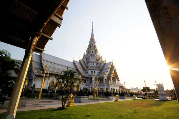 Wat Sothon Wararam Woraviharn Cha Cheng Sao Tajlandia — Zdjęcie stockowe