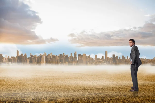 Serious Businessman Hands Hips Large City Horizon — Stock Photo, Image