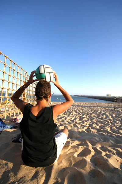 Пляжный Футболист Пляже — стоковое фото