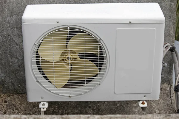 Condizionatore Aria Residenziale Esterno Compressore Condensatore — Foto Stock