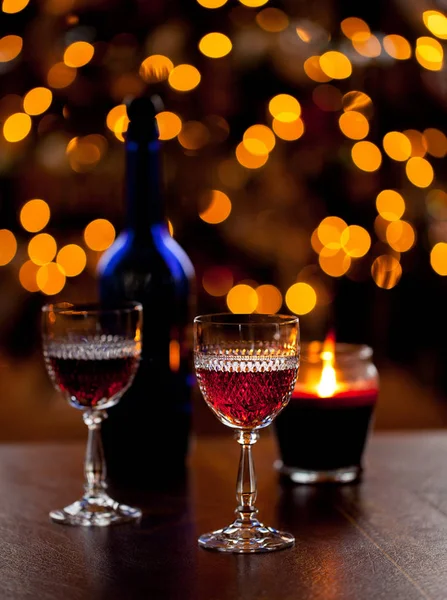 Cut Glass Sherry Port Glasses Front Out Focus Christmas Tree — Stock Photo, Image