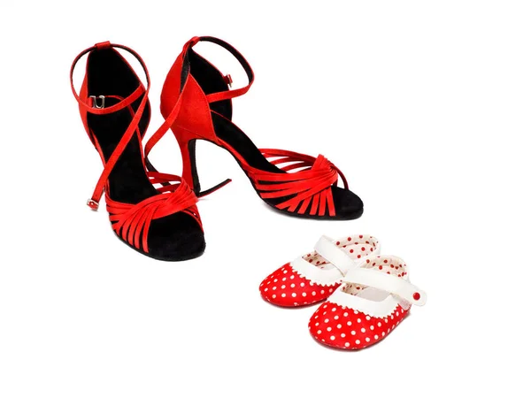 Sapatos Dança Vermelha Sapatos Bebê Branco Vermelho Isolado Fundo Branco — Fotografia de Stock