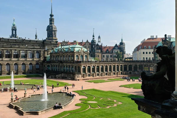 Vista Del Palacio Zwinger Una Obra Maestra Barroca Dresde —  Fotos de Stock