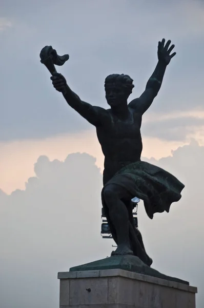 Socha Symbolizující Vítězství Demokracie Maďarsku — Stock fotografie