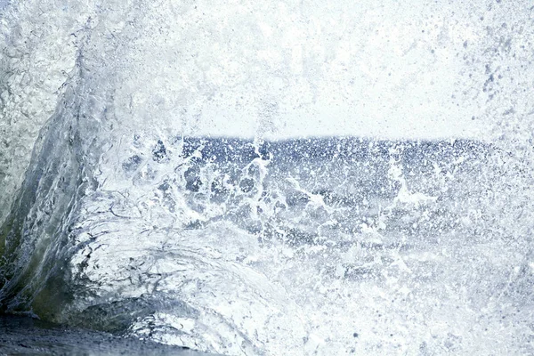Imponerande Vågor Som Bryter Vid Havet — Stockfoto