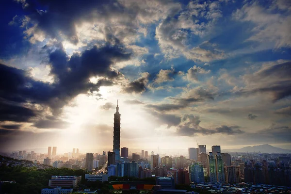 Taipei 101 Una Torre Incluye Finanzas —  Fotos de Stock