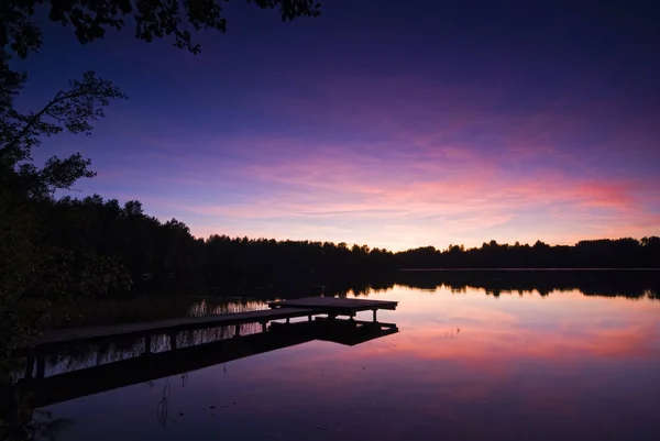 Abendlicht Über Den See Und Die Brücke Davor — Stockfoto