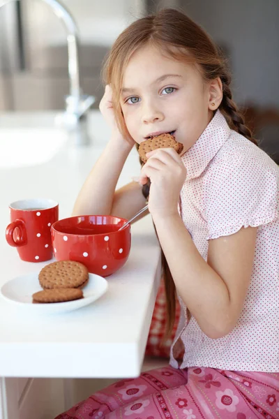 Portrait Child Having Breakfast Kitchen Home — Stock Photo, Image