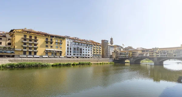 Lungarno Door Ponte Vecchio Florence Italië — Stockfoto