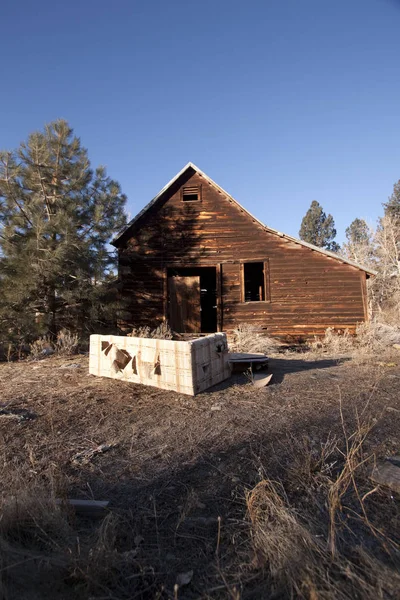 Antiguo Granero Abandonado Cabaña Bosque — Foto de Stock