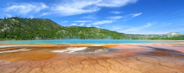 Vue Panoramique Grand Printemps Prismatique Dans Parc National Yellowstone États — Photo