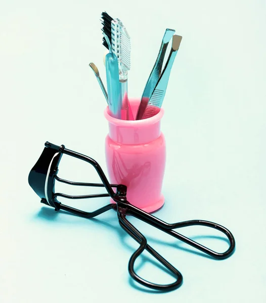 Cosmetic Makeup Tools Showing Eyelash Curlers Tweeze — Stock Photo, Image