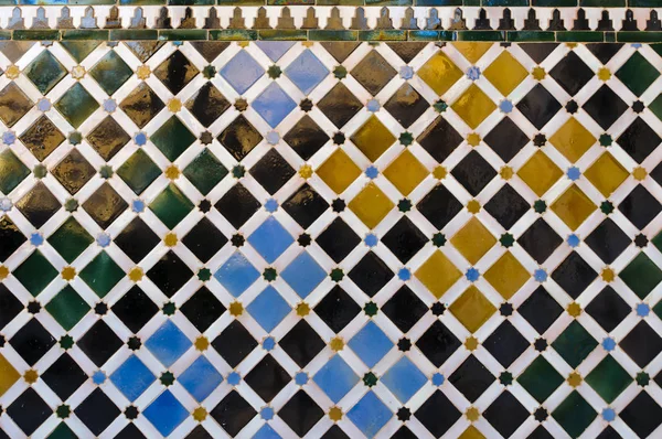 Coloridos Azulejos Decorando Una Pared Del Palacio Alhambra Granada España — Foto de Stock