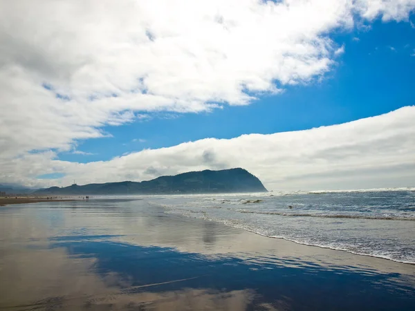 Берегова Лінія Пляжі День Частково Хмарно Сонячно — стокове фото