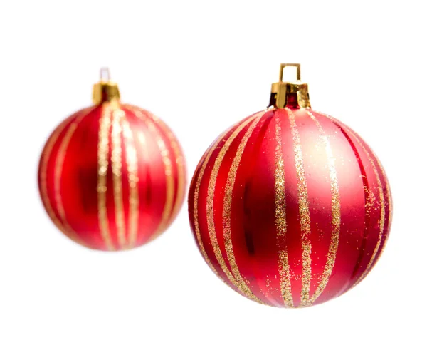 Δύο Κόκκινες Μπάλες Χριστούγεννα Απομονωθεί Λευκό — Φωτογραφία Αρχείου